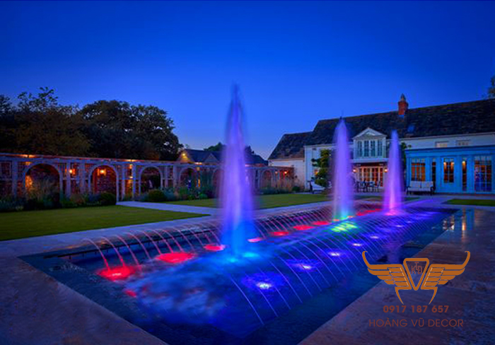 thiet-ke-dai-phun-nuoc-be-noi