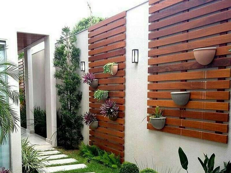trang trí tường sân vườn 